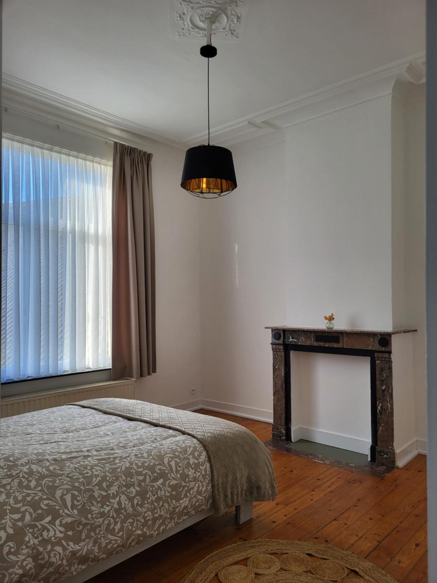 Brussels Bed & Blockchain Private Rooms With Shared Bathroom Etterbeek Zewnętrze zdjęcie