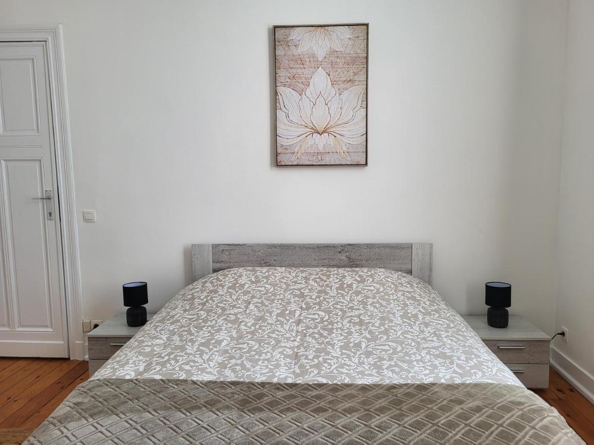 Brussels Bed & Blockchain Private Rooms With Shared Bathroom Etterbeek Zewnętrze zdjęcie