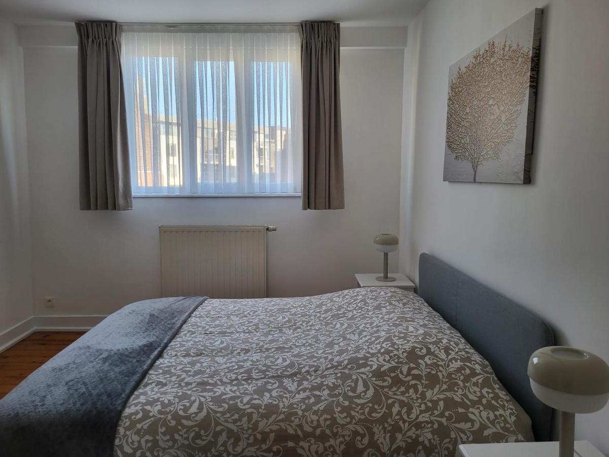 Brussels Bed & Blockchain Private Rooms With Shared Bathroom Zewnętrze zdjęcie