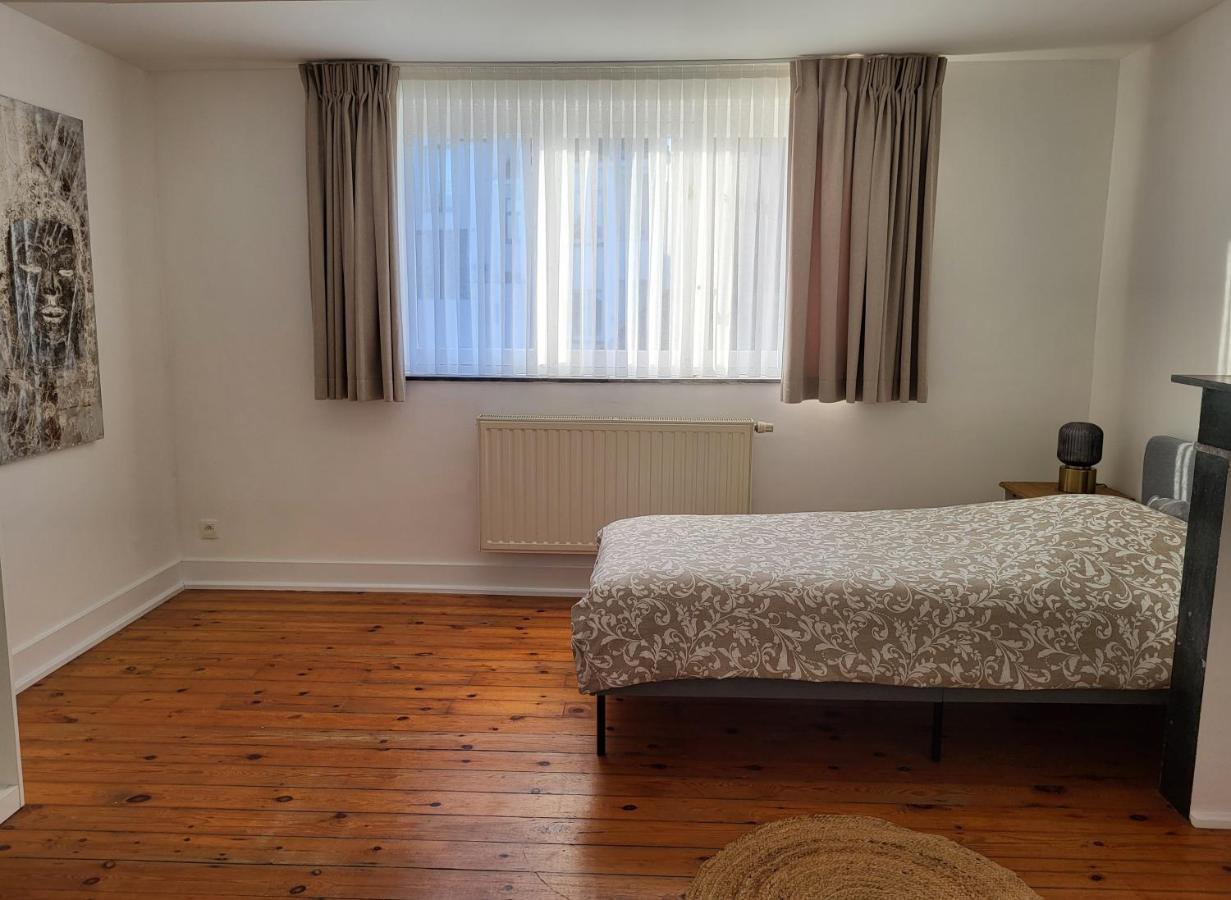 Brussels Bed & Blockchain Private Rooms With Shared Bathroom Etterbeek Zewnętrze zdjęcie