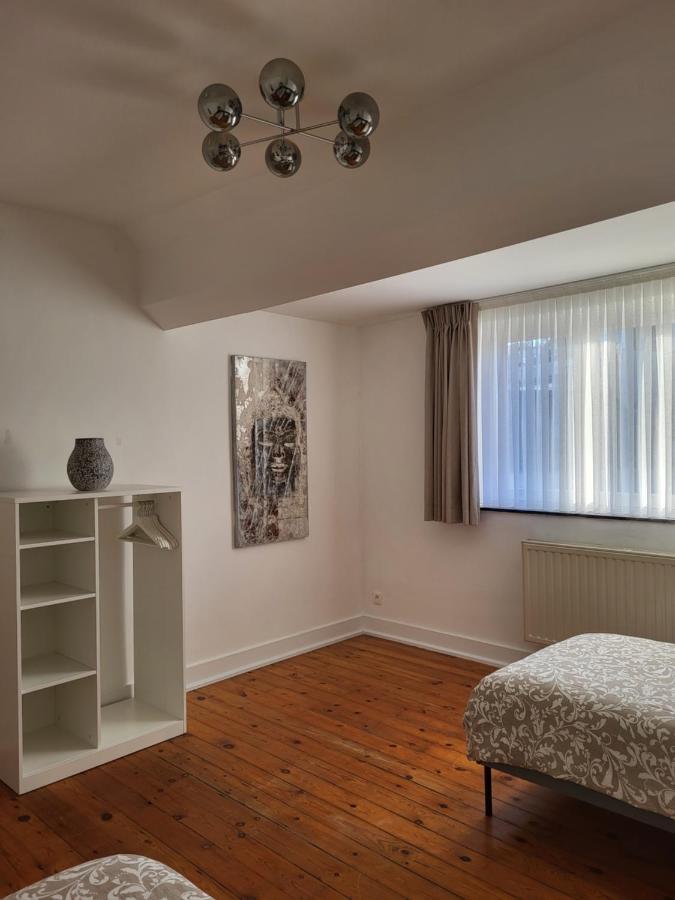 Brussels Bed & Blockchain Private Rooms With Shared Bathroom Zewnętrze zdjęcie