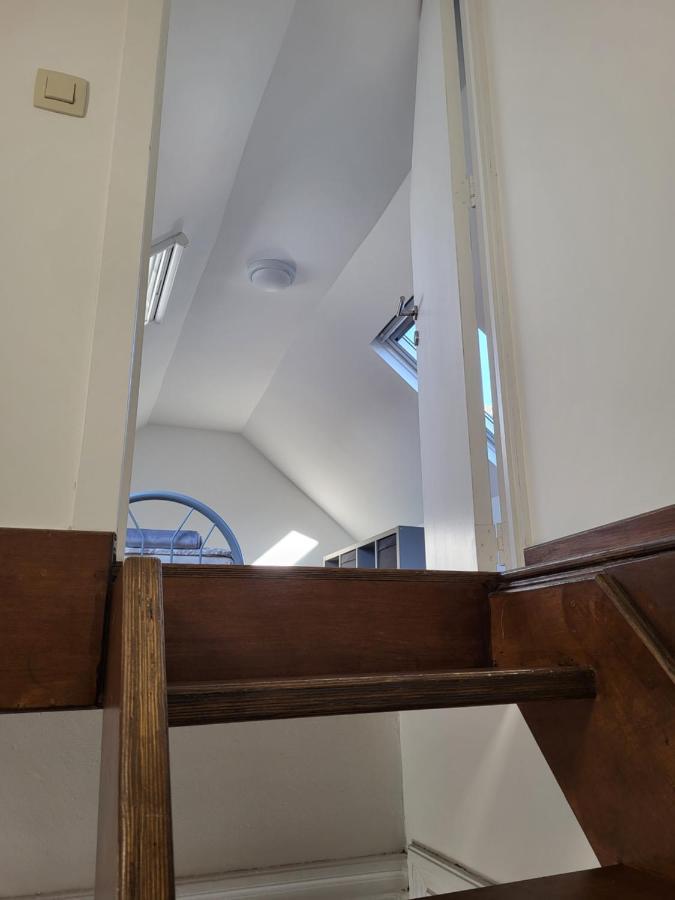 Brussels Bed & Blockchain Private Rooms With Shared Bathroom Etterbeek Zewnętrze zdjęcie