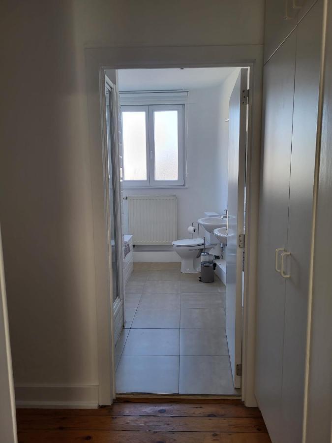 Brussels Bed & Blockchain Private Rooms With Shared Bathroom Zewnętrze zdjęcie