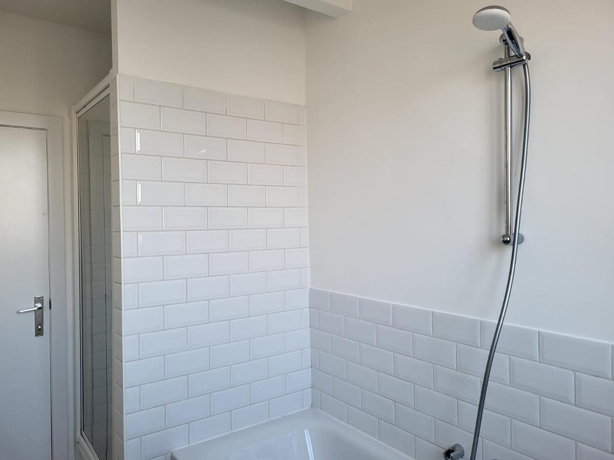 Brussels Bed & Blockchain Private Rooms With Shared Bathroom Etterbeek Zewnętrze zdjęcie