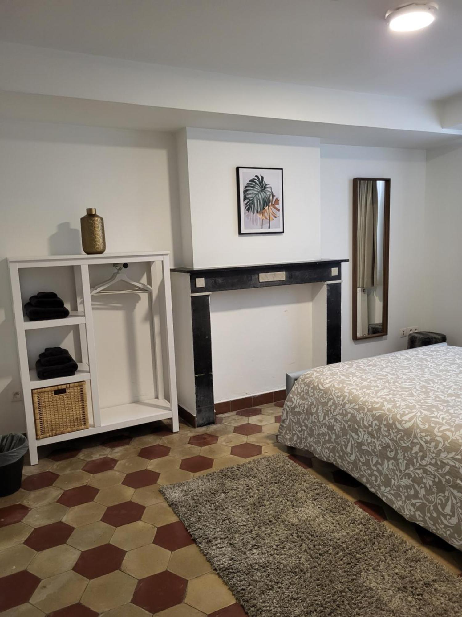 Brussels Bed & Blockchain Private Rooms With Shared Bathroom Etterbeek Pokój zdjęcie
